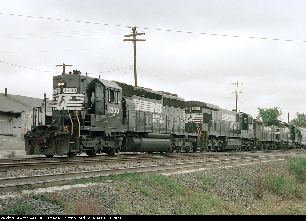 NS SD40-2 3300, NS C30-7 8044, NS RP-E4D 9721, NS GP40 1369
